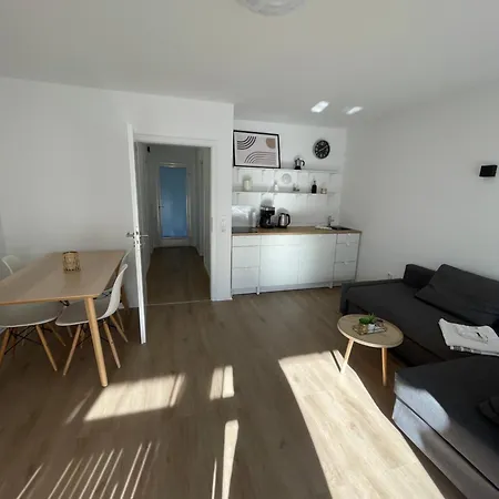 Zentrales, Loftartiges In Mit Balkon & Weitblick *