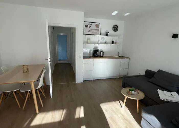 Zentrales, Loftartiges In Mit Balkon & Weitblick *