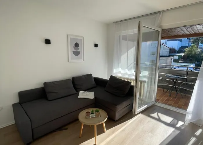 Zentrales, Loftartiges In Mit Balkon & Weitblick